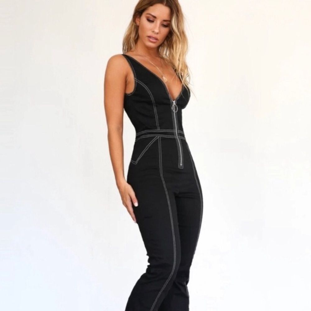 Tiger Mist Ava jumpsuit size small